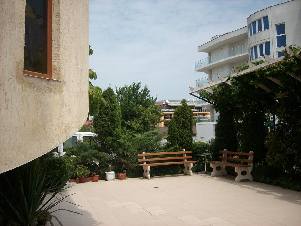 Hotel Neven Primorsko Exterior foto