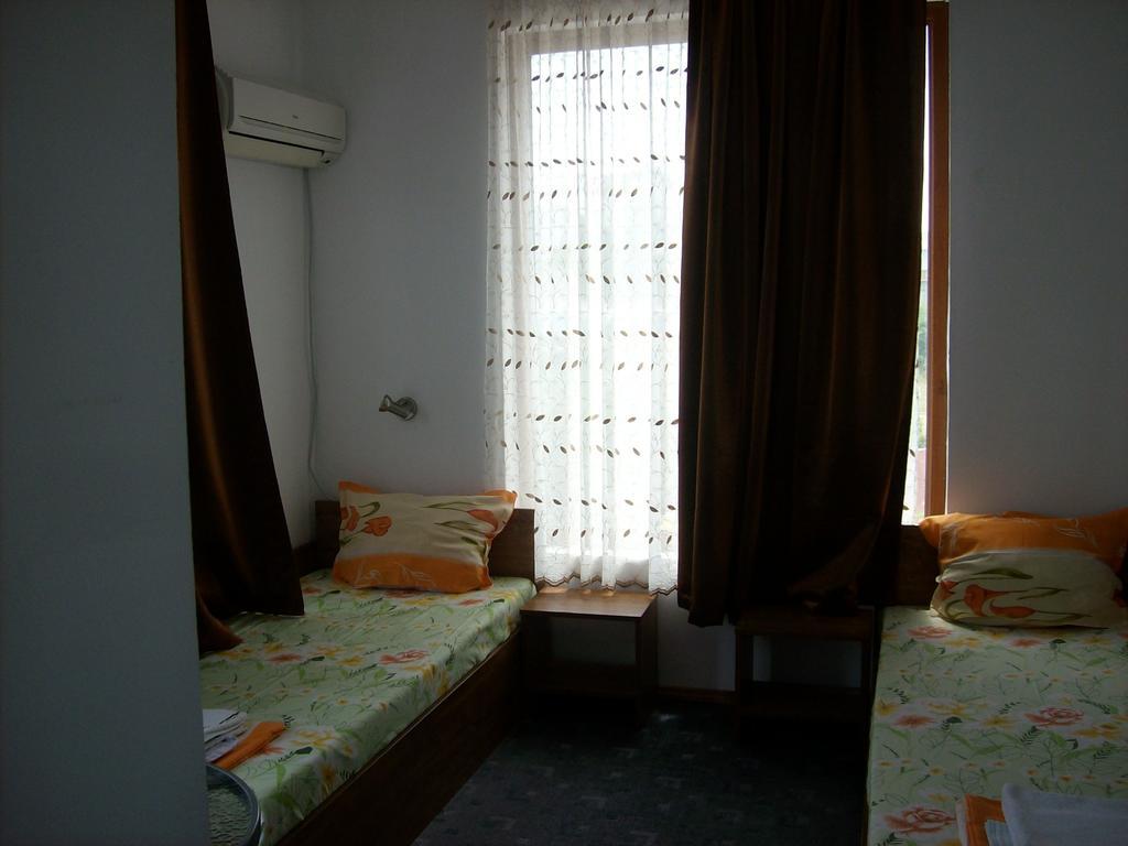 Hotel Neven Primorsko Cameră foto